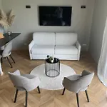 ベッド・アンド・ブレックファスト Le Clos Des Huy Pres Trigny