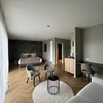 Le Clos Des Huy Pres Trigny