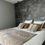 ベッド・アンド・ブレックファスト Le Clos Des Huy Pres Trigny