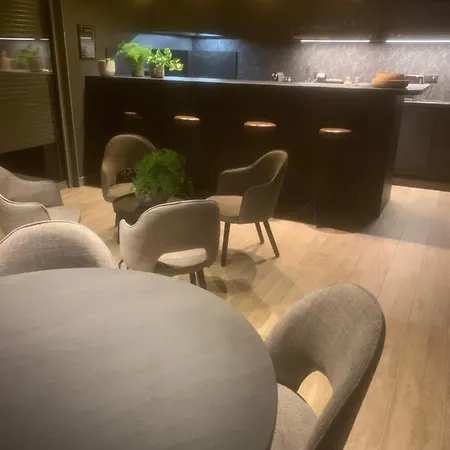 Le Clos Des Huy Pres 4* Trigny