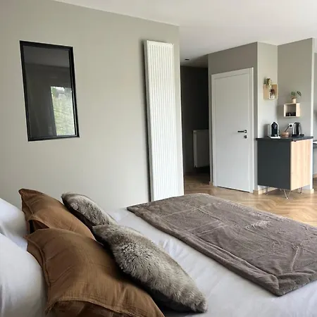 Bed & Breakfast Le Clos Des Huy Pres